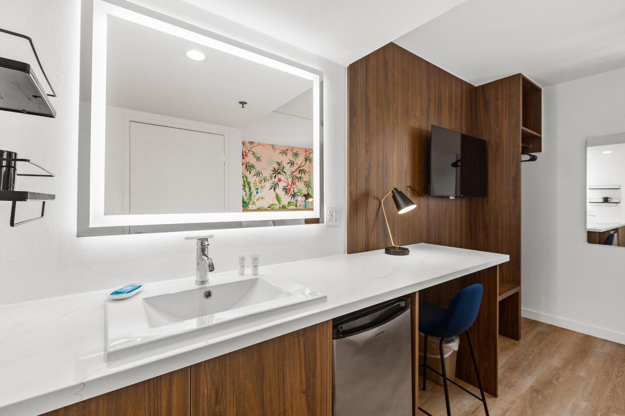 Uptown Inn - Limited Service Apart-Hotel San Diego Buitenkant foto